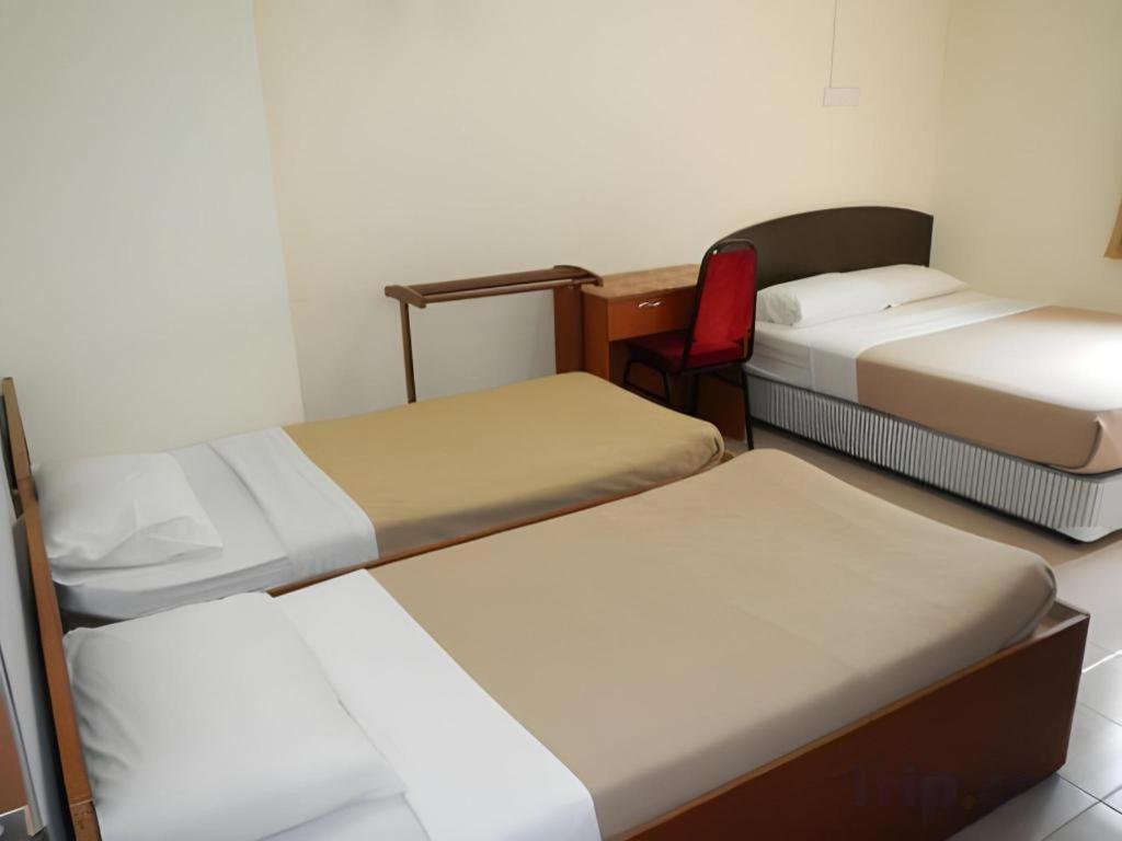 Krs Pines Hotel Cameron Highlands Exterior photo