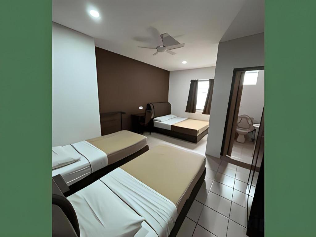 Krs Pines Hotel Cameron Highlands Exterior photo