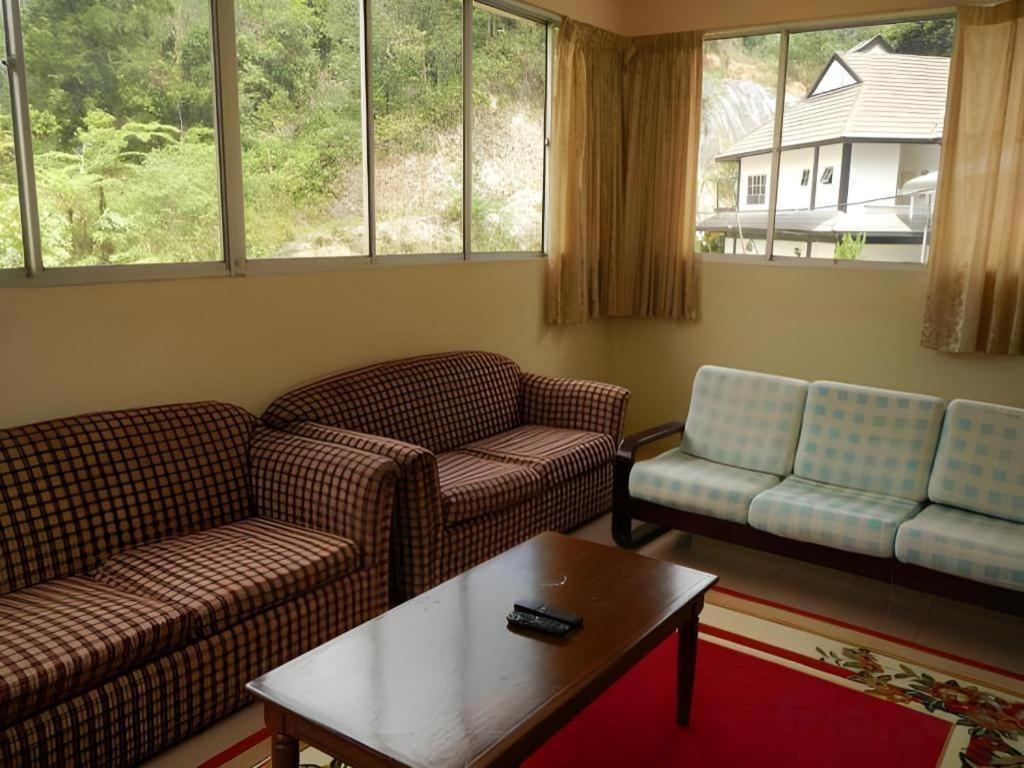 Krs Pines Hotel Cameron Highlands Exterior photo